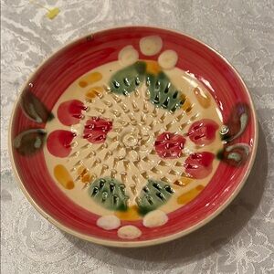 Handcrafted Ceramic Decorative Plate - Multicolor Rupi 1980 S.L. garlic grater.